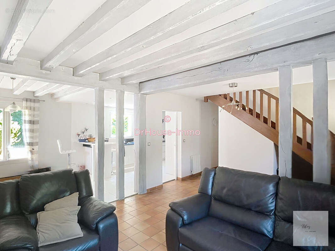 Maison 165 m² à Huisseau-Sur-Mauves  - photo 6