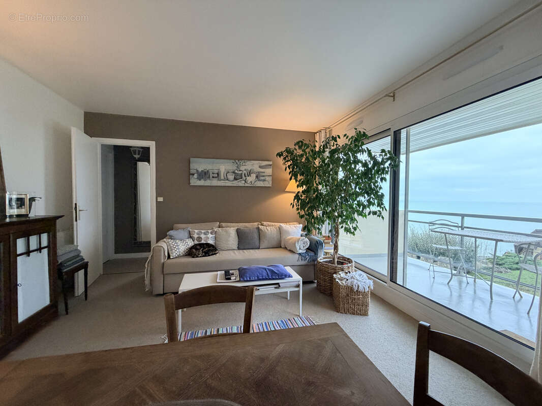 Appartement à TROUVILLE-SUR-MER