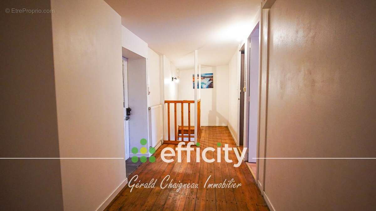 Maison à SAINT-COLOMBAN