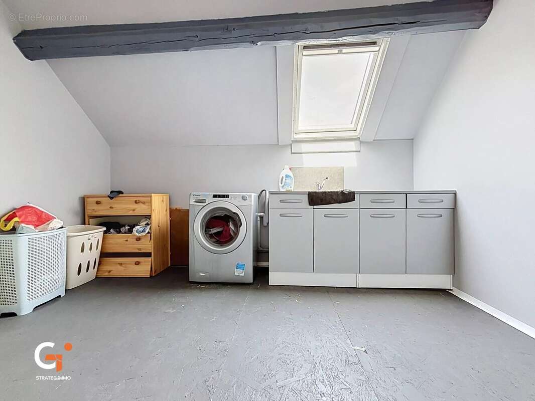 Maison familiale de 245m² à Oissel-sur -Seine - photo 16