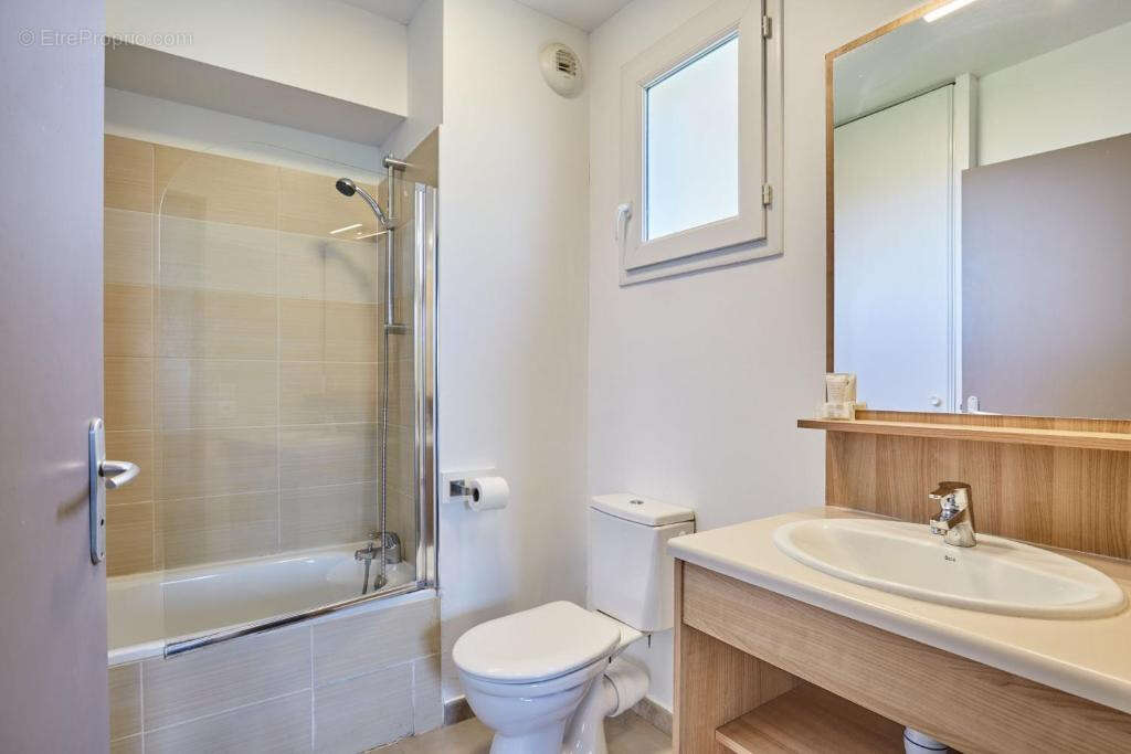 Appartement à LA LONDE-LES-MAURES