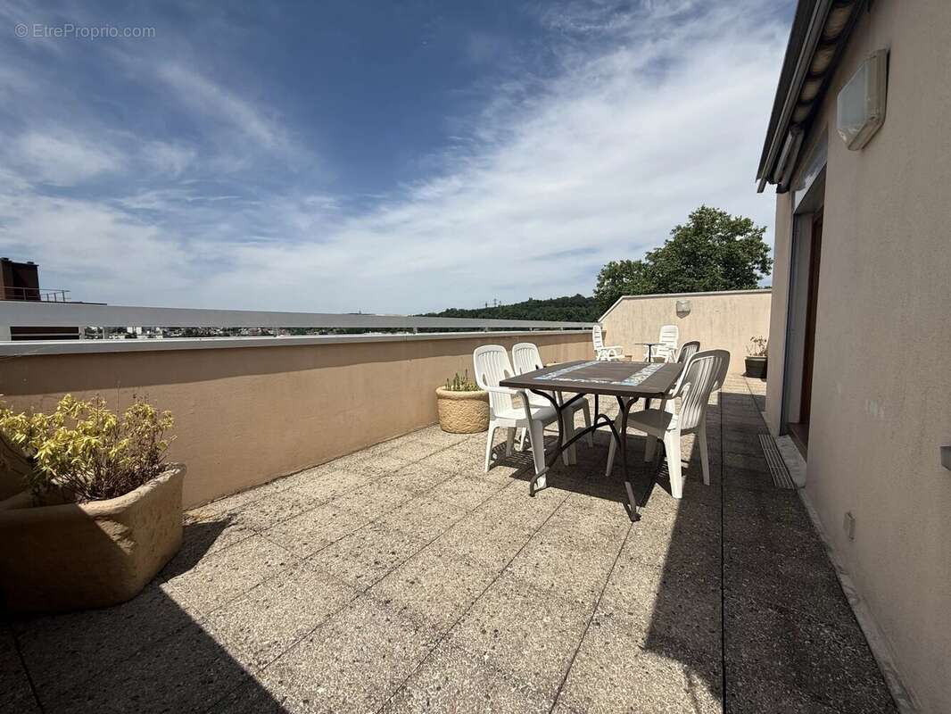 Appartement à CHELLES