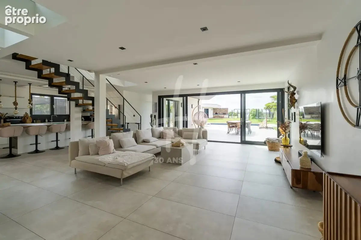 Maison 10 pièces 286 m² à vendre à Chailly-Les-Ennery (57365) - photo 2