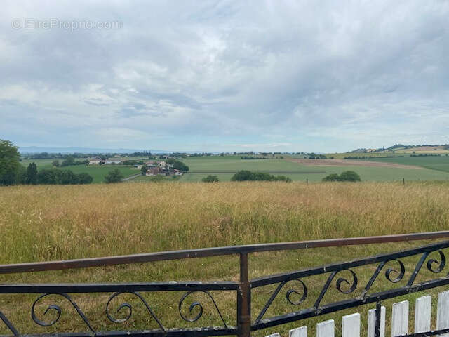 Maison à BEAUMONT-LES-RANDAN