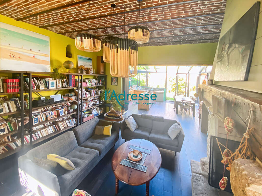 Maison à OINVILLE-SUR-MONTCIENT