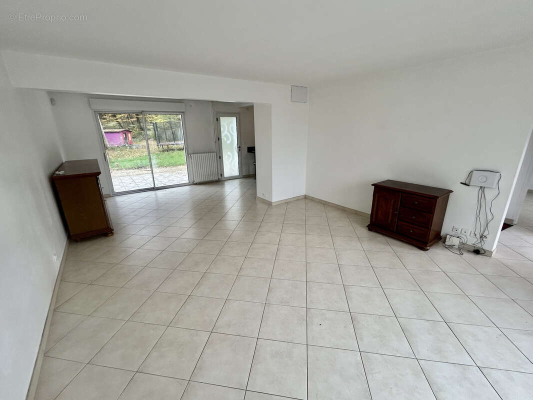 Maison à CLAYE-SOUILLY