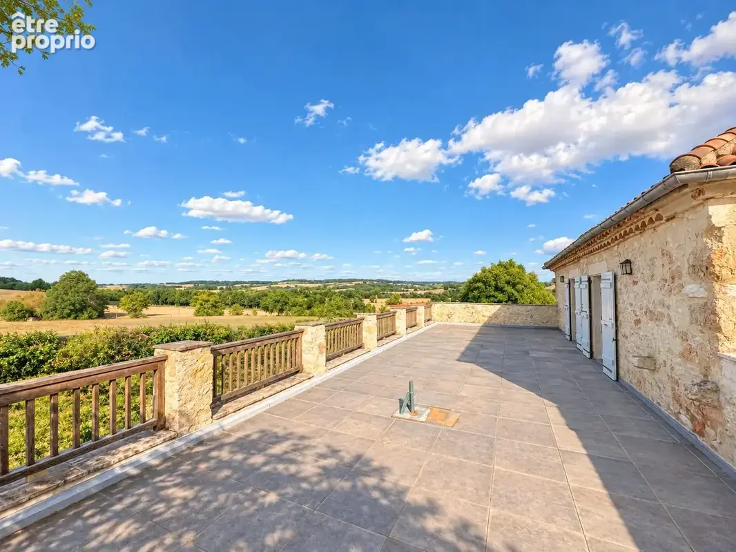 Maison 8 pièces 330 m² à vendre à Vic-Fezensac (32190) - photo 5