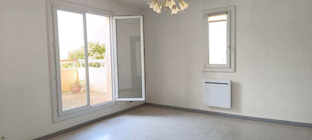 Appartement à SIX-FOURS-LES-PLAGES