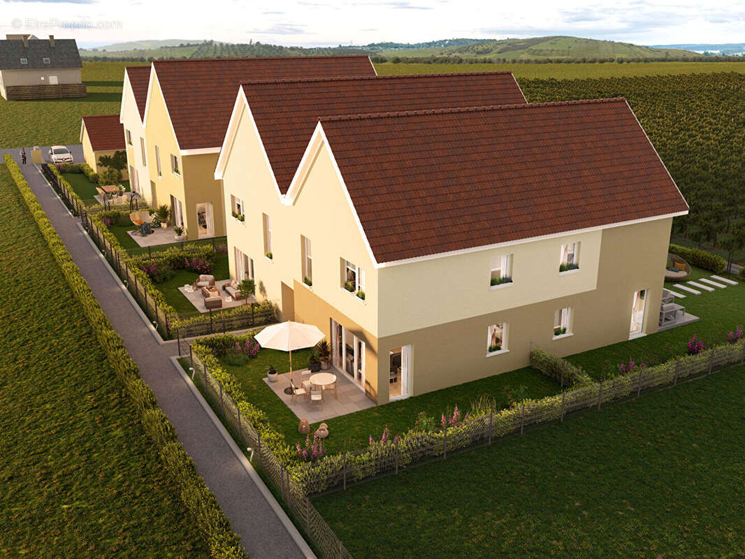 Maison à CLENAY