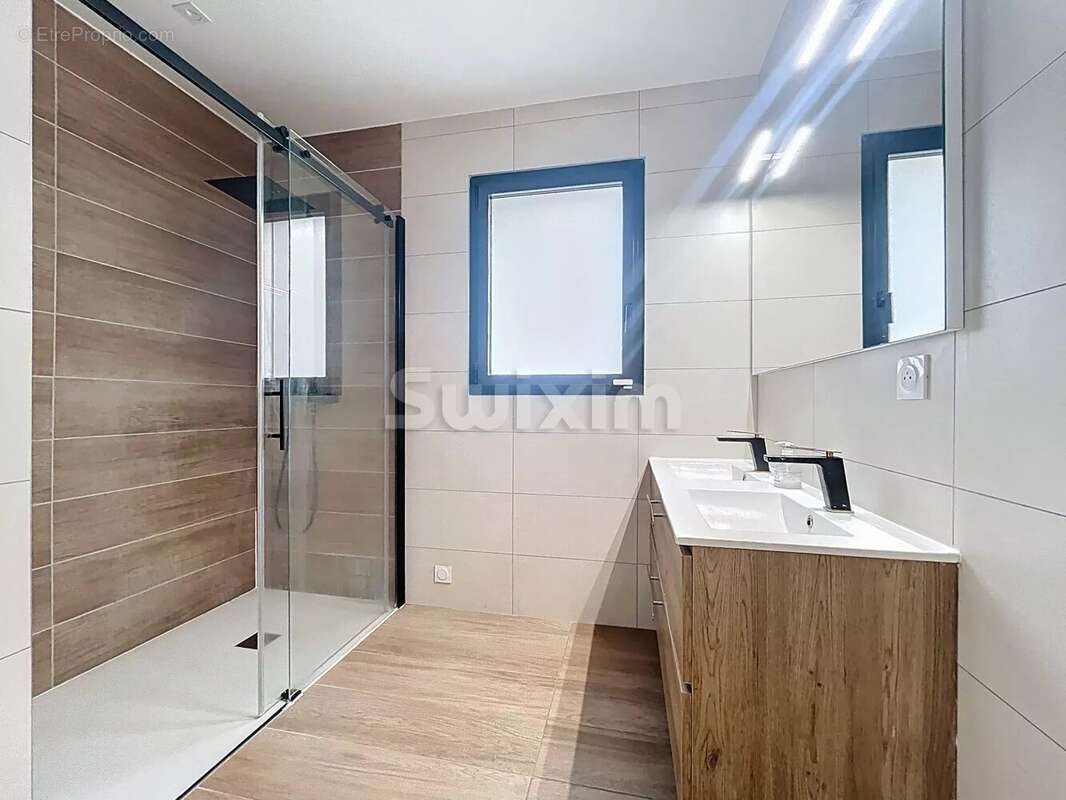 Maison à VILLARS-LES-DOMBES