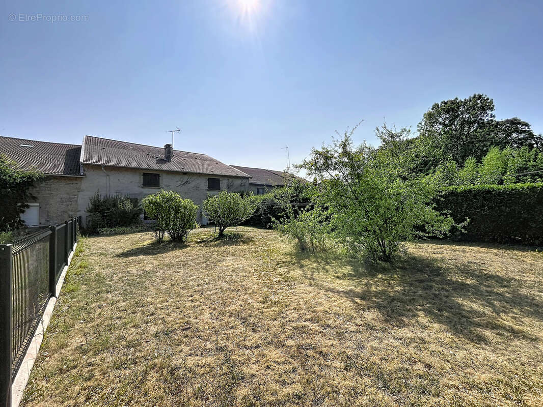 Maison de village - photo 11