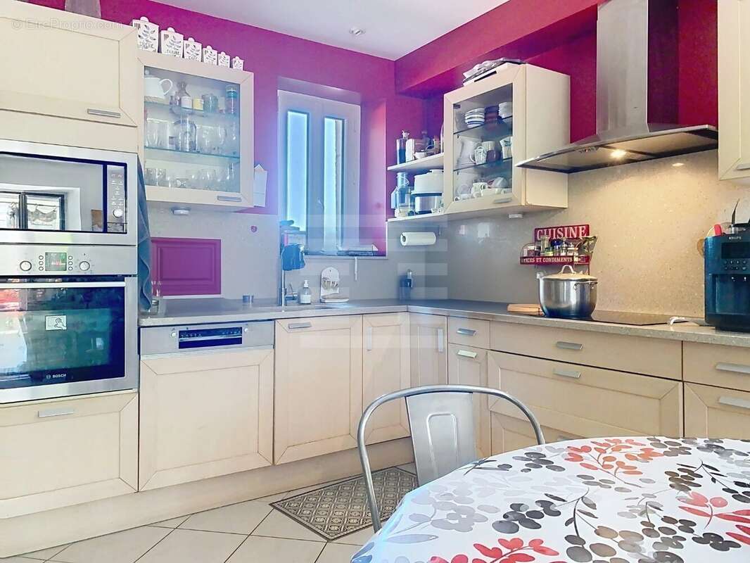 Maison à SAINT-CLAR