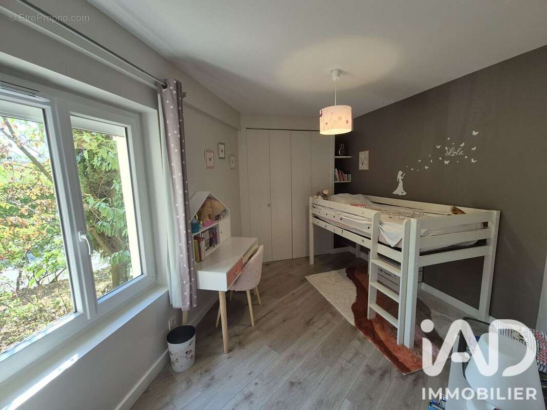 Maison 210 m² à Monteleger  - photo 8