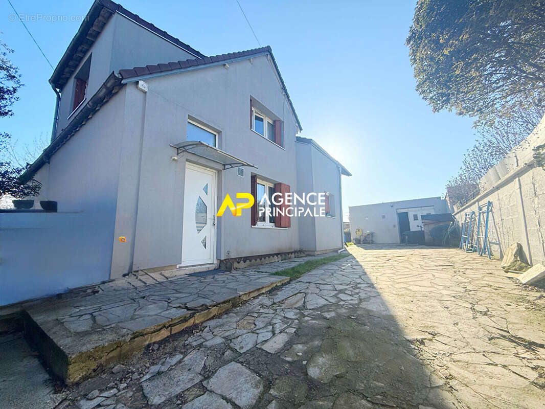 Maison 6 pièces, 3 chambres à ARGENTEUIL Orgemont proche gares. - photo 13