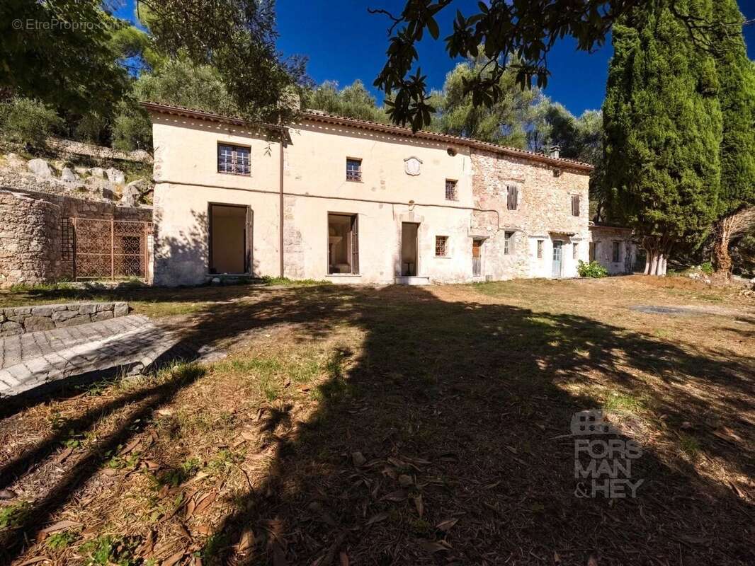 Maison à GRASSE