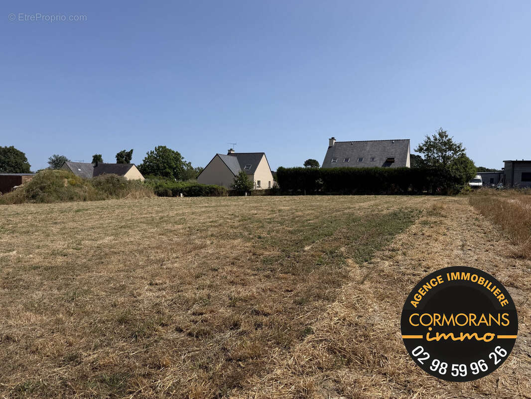 Terrain 805 m² à Saint-Jean-Trolimon  - photo 2