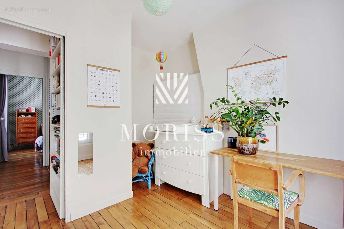 Appartement à PARIS-11E