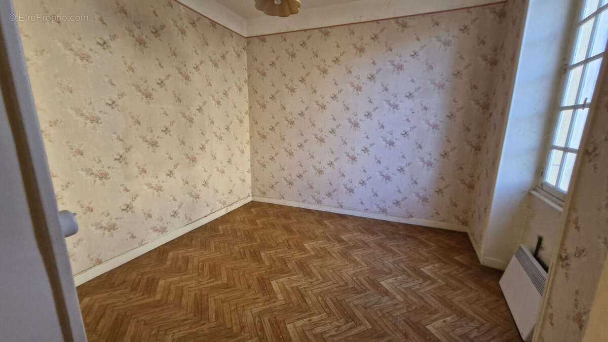 Appartement à CHARLIEU