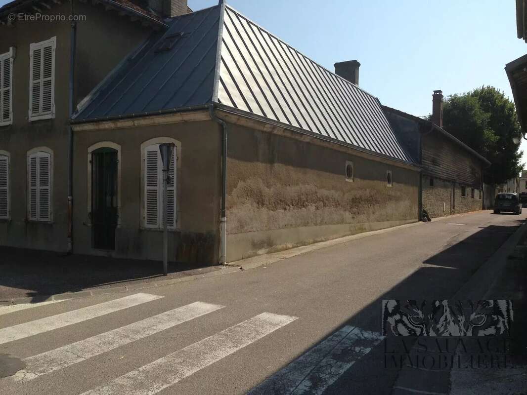 Maison à DIENVILLE