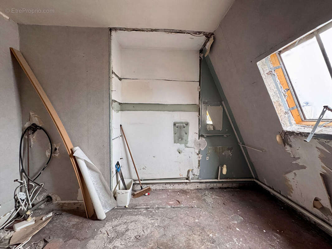 Appartement à PARIS-10E