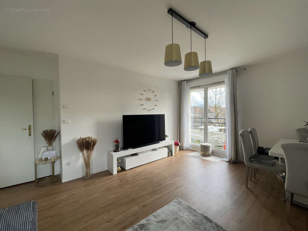 Appartement à ROISSY-EN-FRANCE