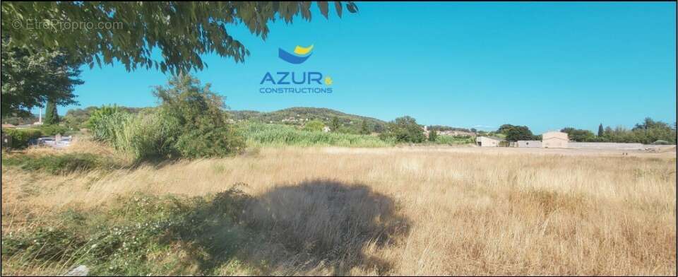 Terrain à VILLELAURE