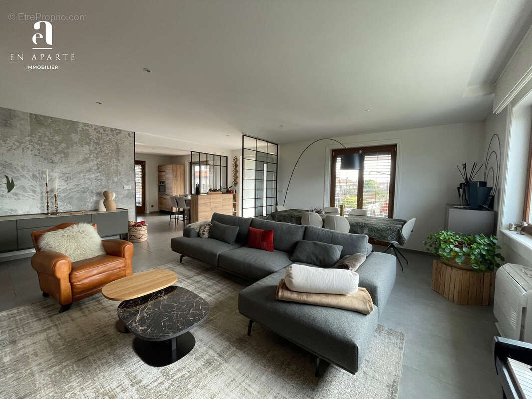 Appartement à BRINDAS