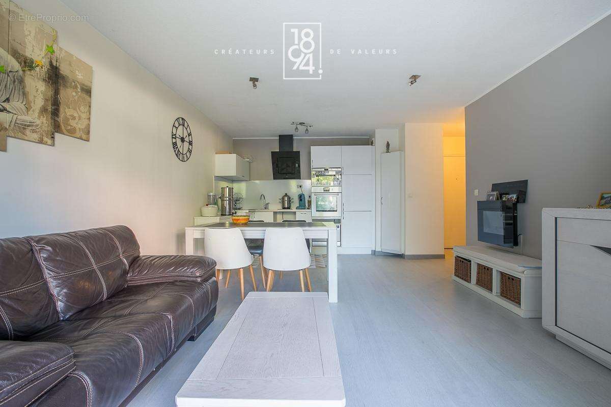 Appartement à MARSEILLE-13E