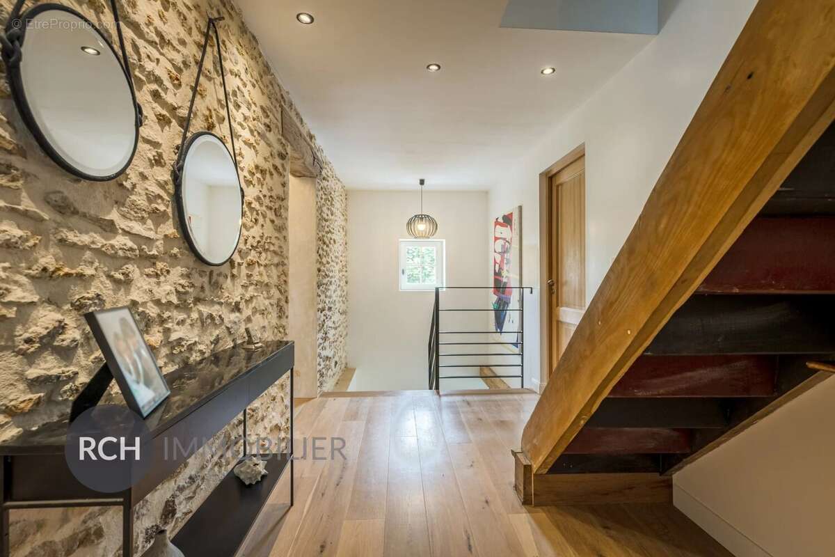 Maison à ORGERUS