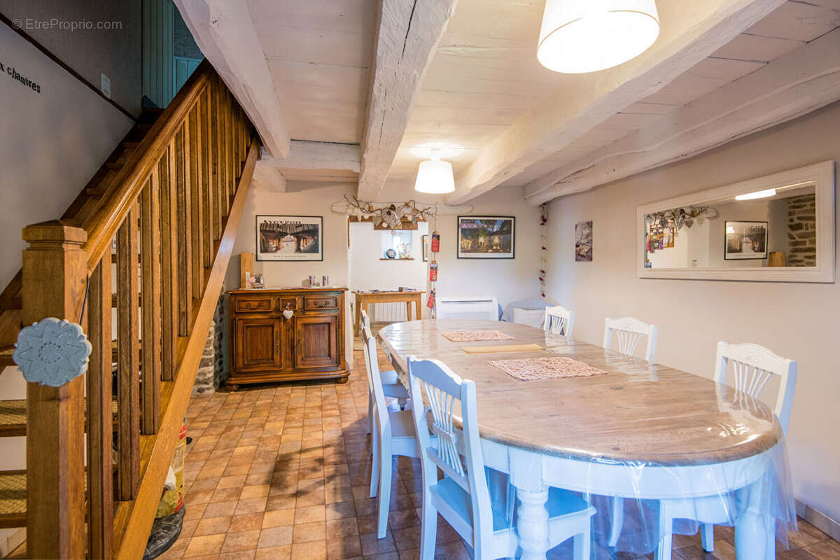 Maison en pierres au charme intemporel - photo 6