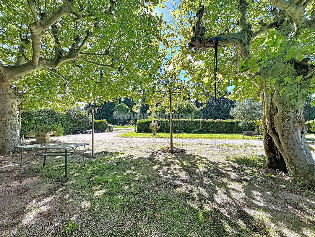 Maison à CHATEAURENARD