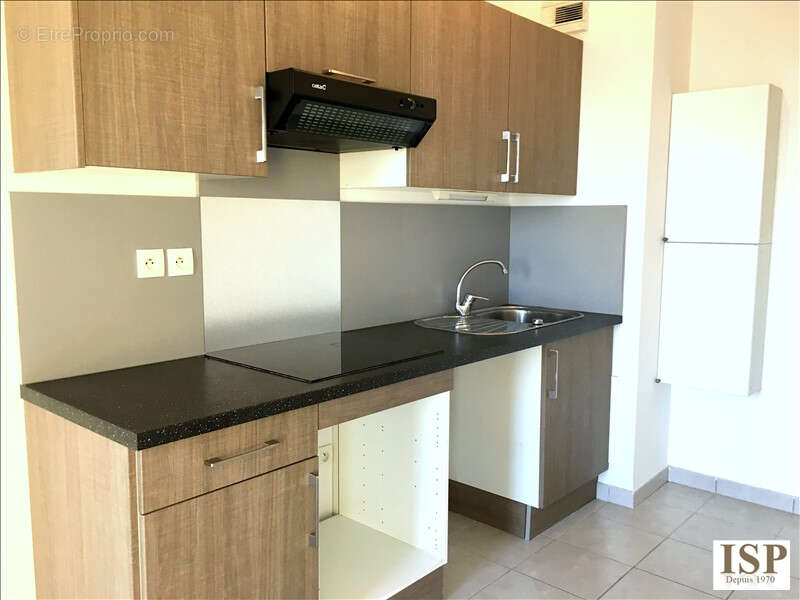 La Duranne - Appartement T3 - Vue dégagée avec terrasse + Parking - photo 8