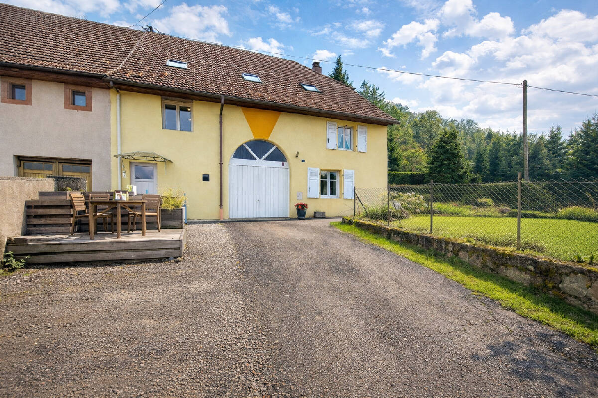 Maison à COLROY-LA-ROCHE