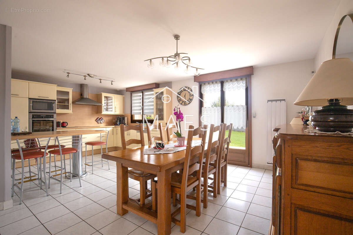 Maison à WAMBRECHIES