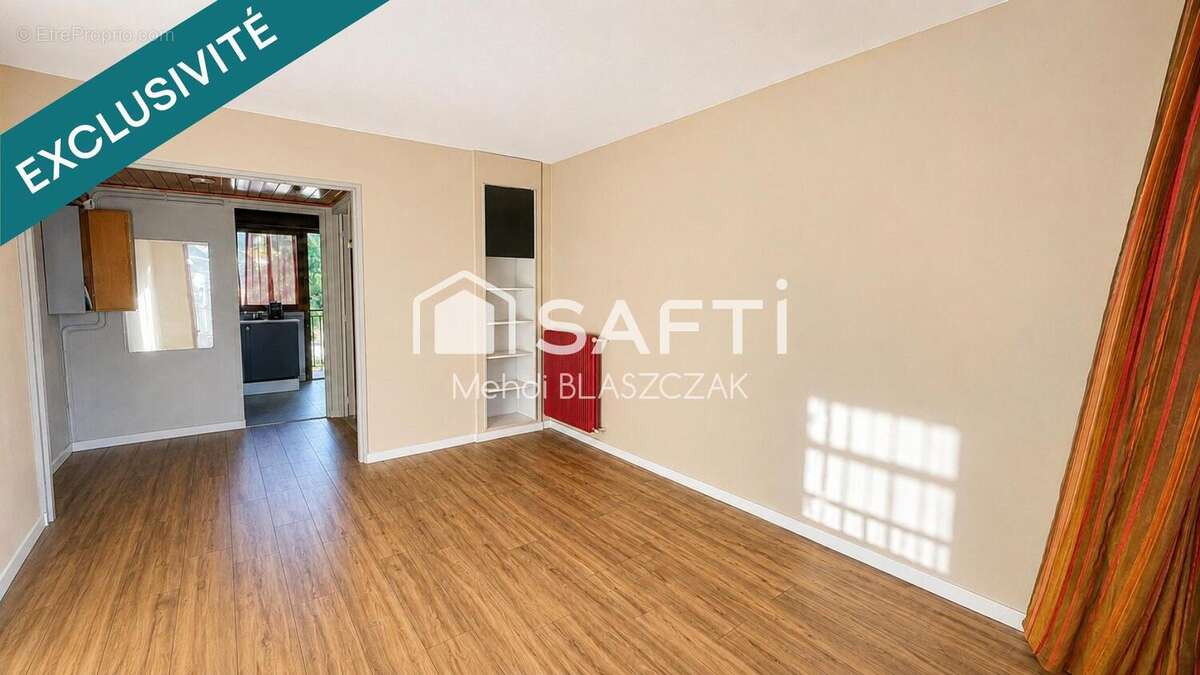Photo 2 - Appartement à SAINT-RAPHAEL