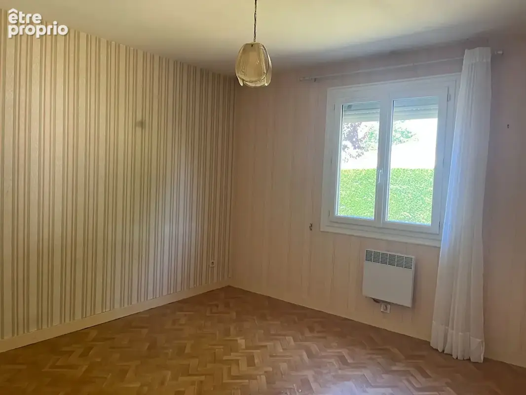 Maison familiale avec jardin et garage à SAUJON - photo 5