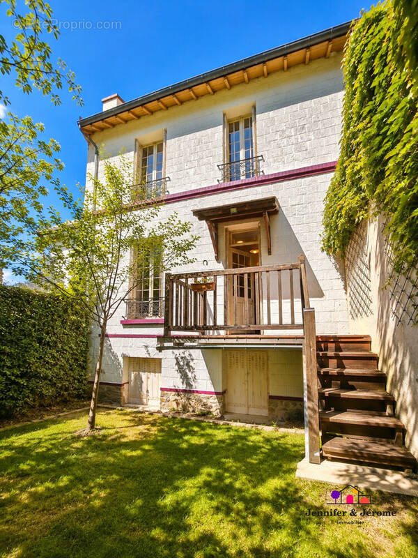 Maison à MONTMORENCY