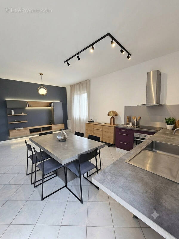 Appartement à SAINTE-GENEVIEVE-DES-BOIS