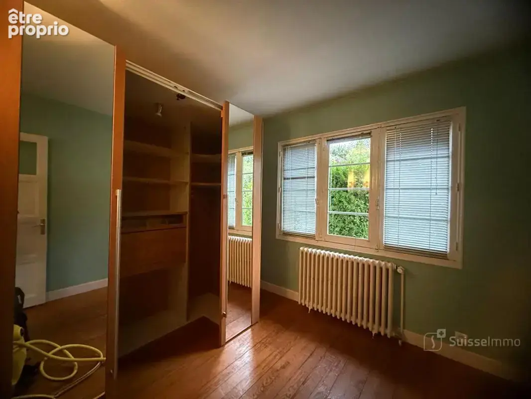 Maison Oyonnax 6 pièce(s) 158 m2 - photo 5