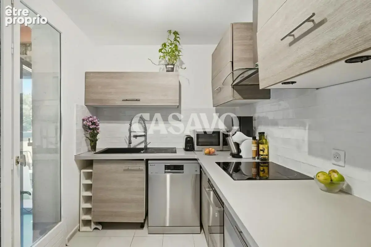 Vente Maison 8 pièces de 236m² - 13760 Saint-Cannat - photo 22