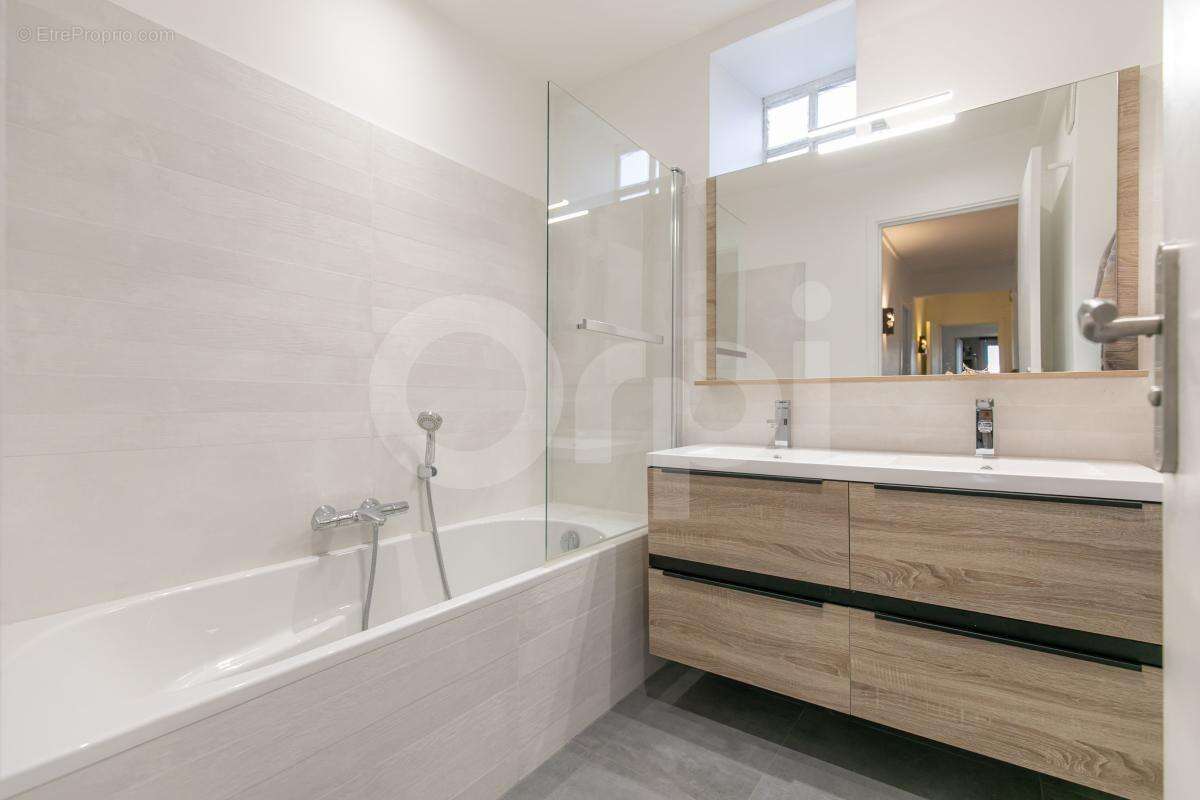 Appartement à NOGENT-SUR-MARNE