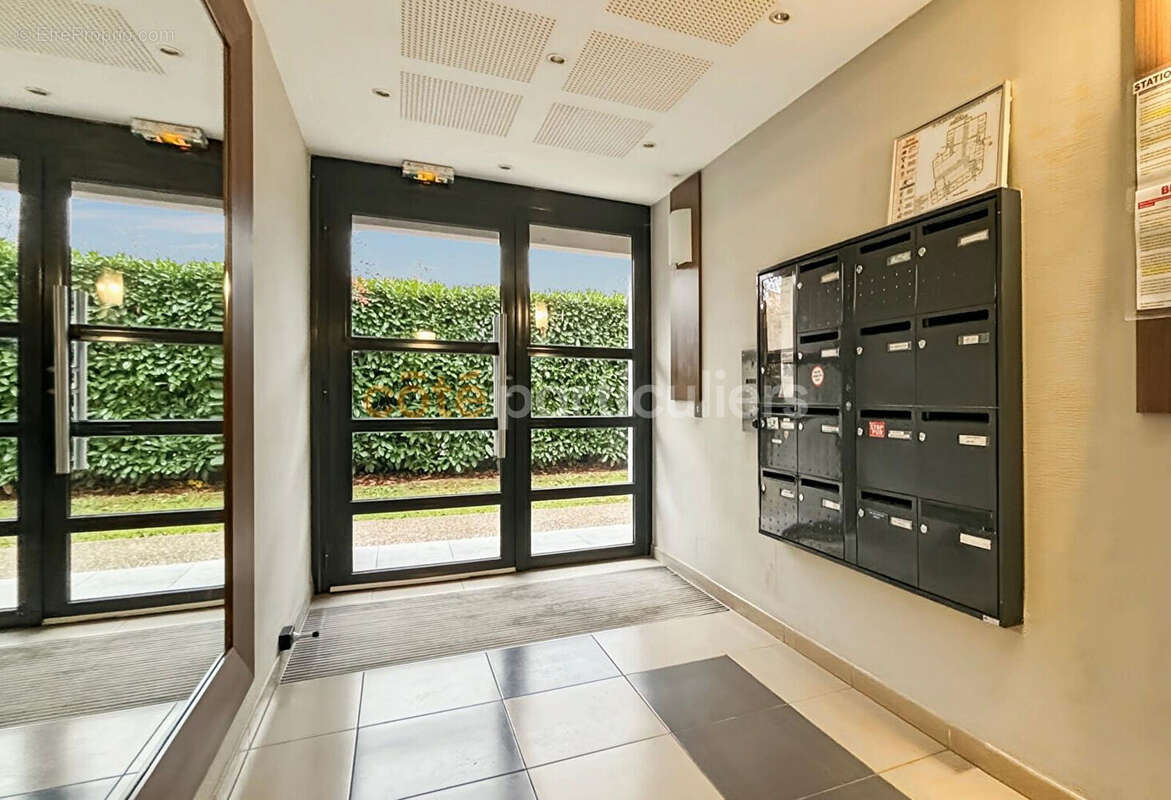 Appartement à MOISSY-CRAMAYEL