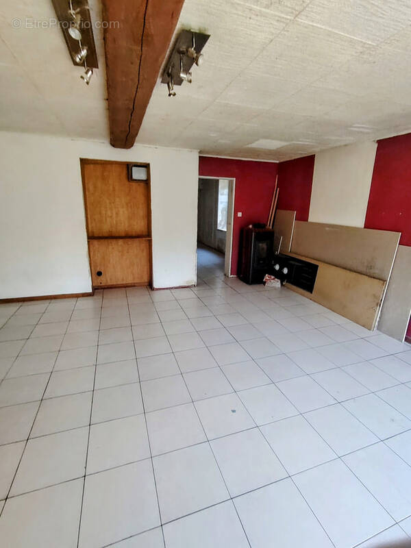 Maison à COUSANCES-LES-FORGES