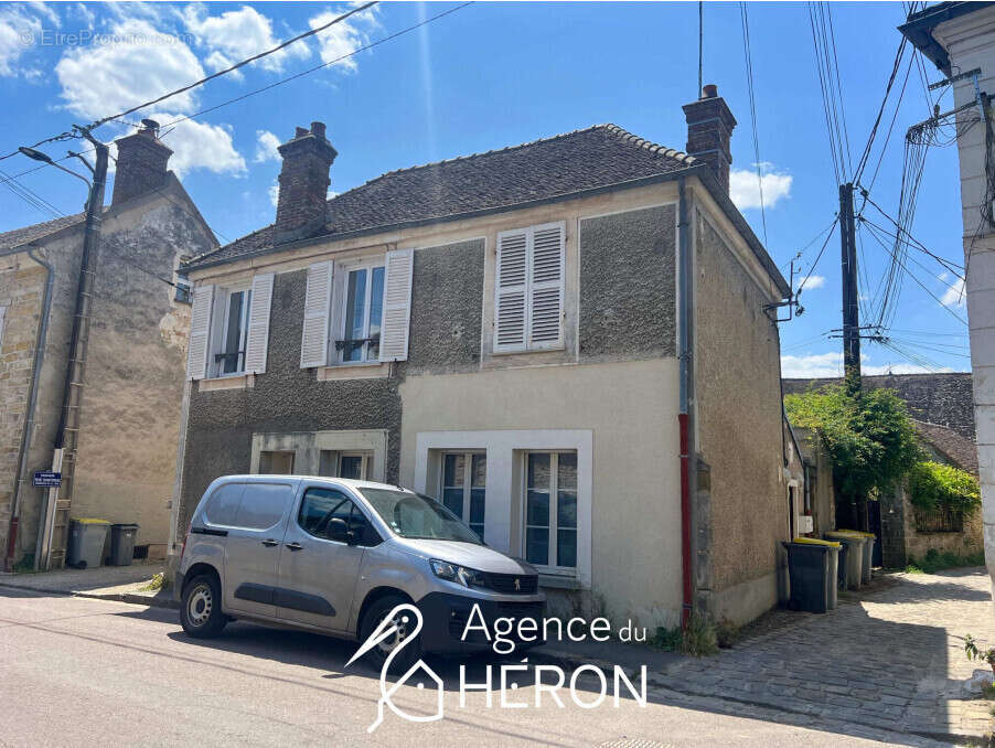 Appartement à RECLOSES