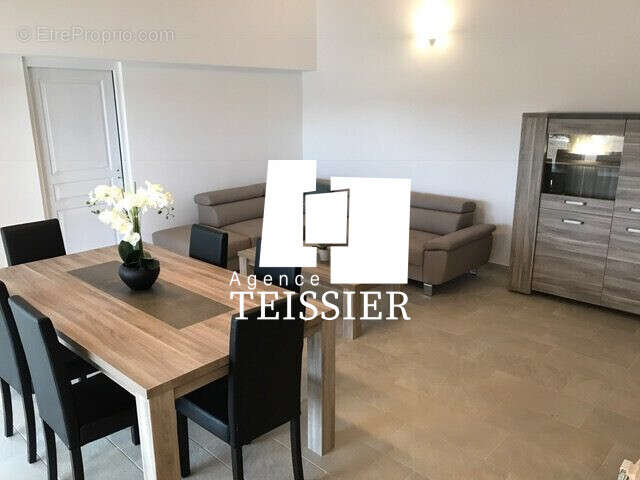 Maison à SAINT-ALBAN-AURIOLLES