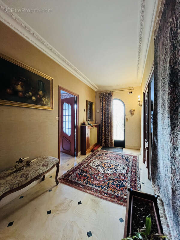 Maison à SAUZE-VAUSSAIS