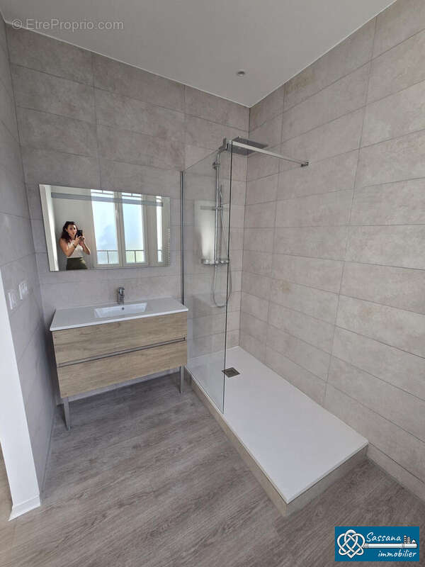 douche à l&#039;italienne - Appartement à TOULON