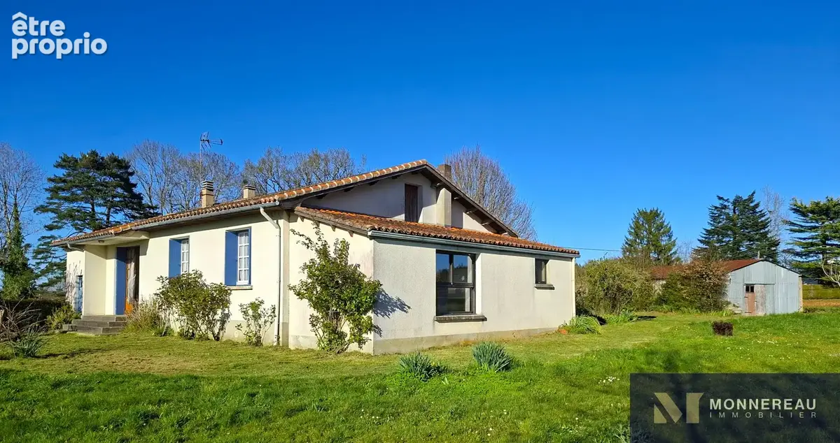 Maison de plain pied avec dependances - photo 2