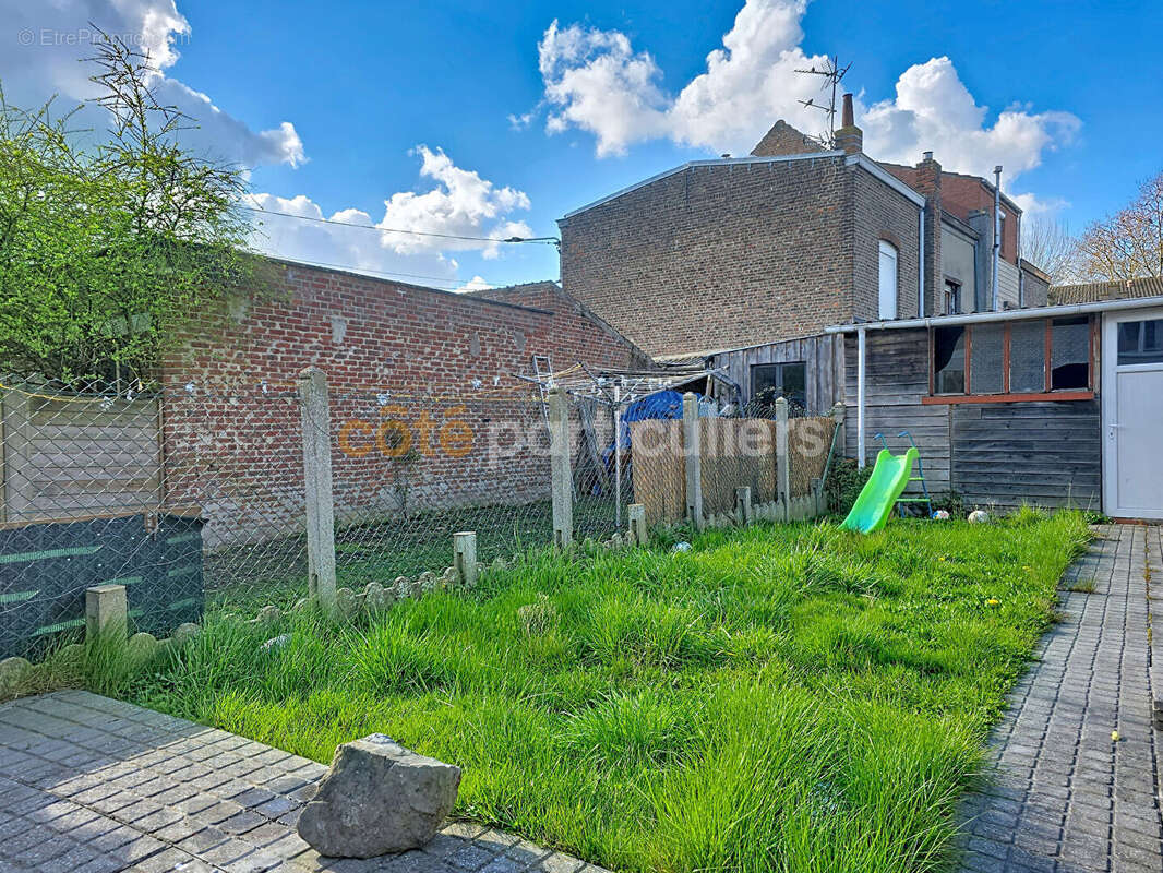 Maison à ARMENTIERES