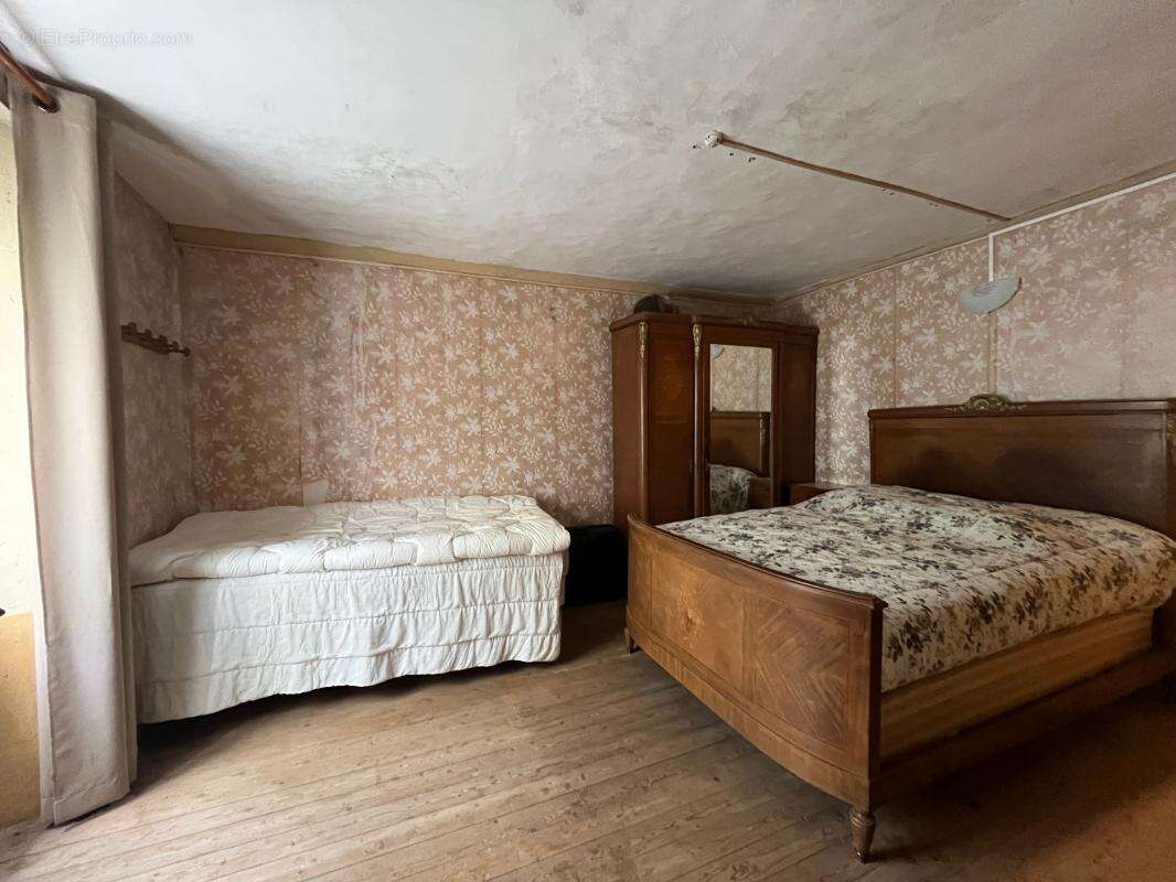 Maison à CONDE-SUR-IFS